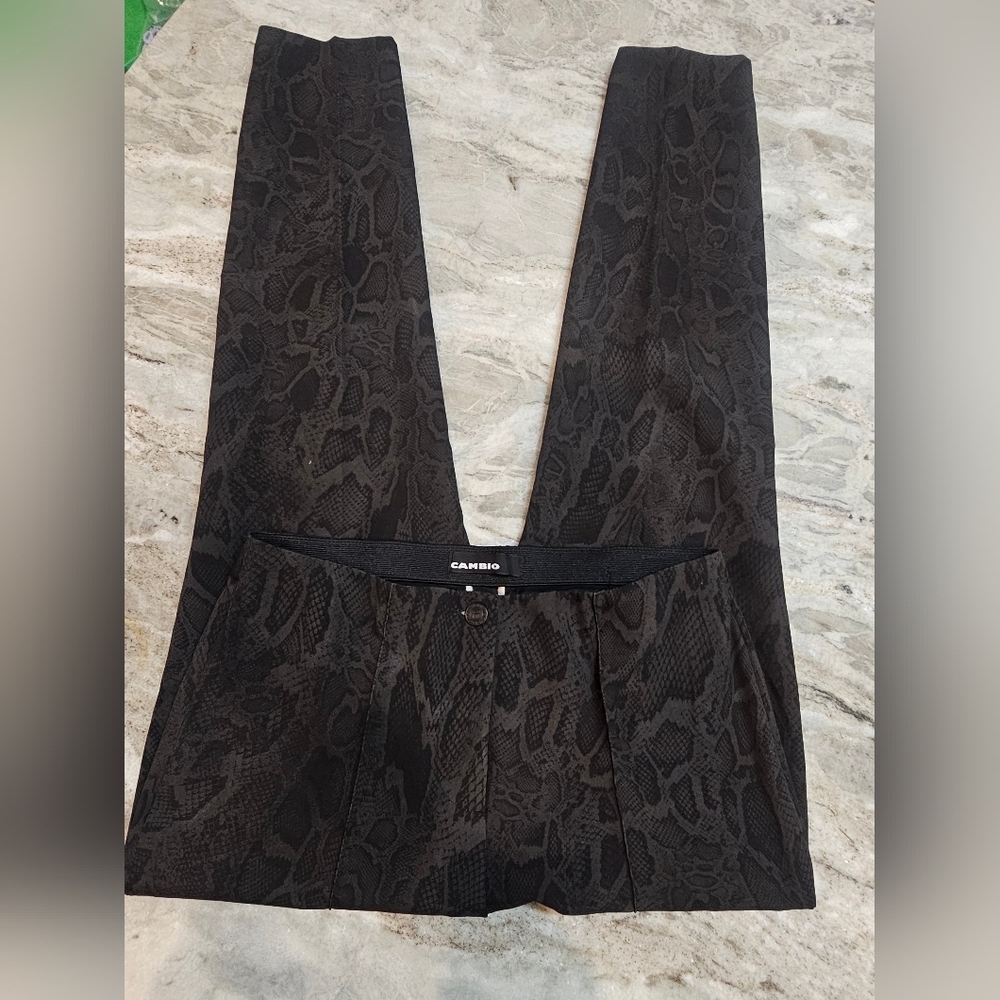 Cambio Black Snake Print Jacquard Pants Women’s Size 6 Stretch Pull-On